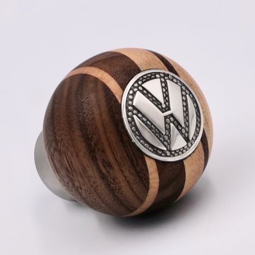 VW Gear knob/Walnut tree and Canadian maple