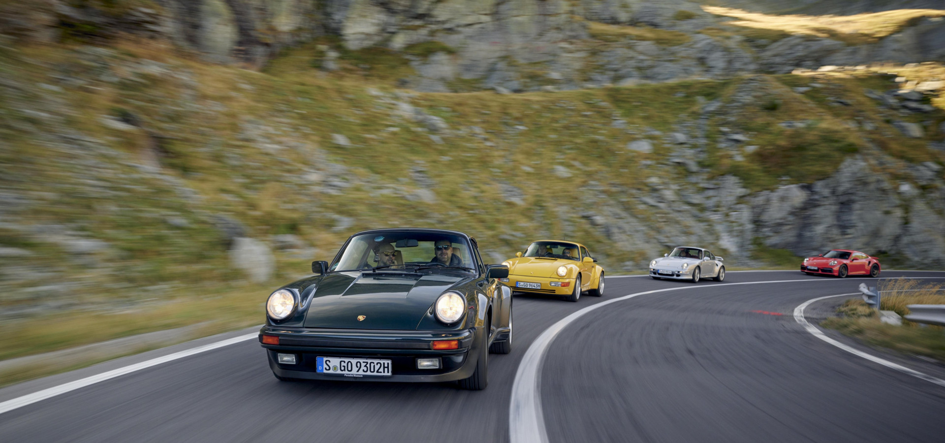 Doppeltes Jubiläum: Porsche Turbo und die möglicherweise beste Straße der Welt