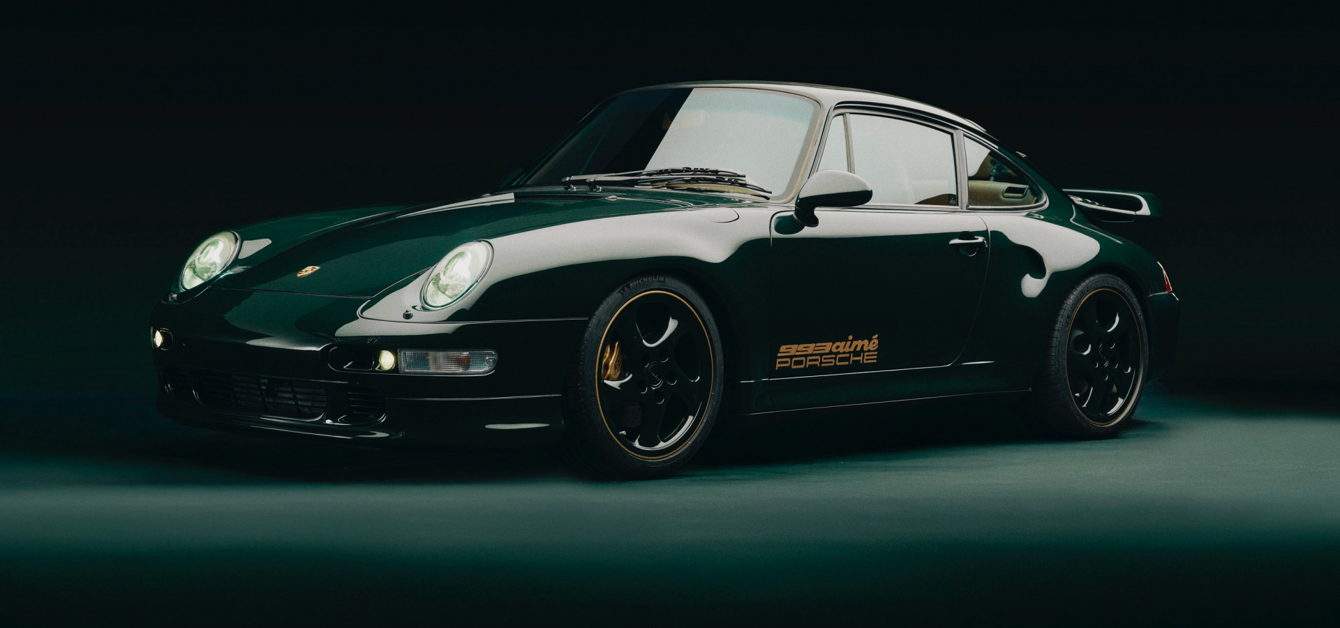 Aimé Leon Dore‘s custom Porsche 993 Turbo pays homage to New York